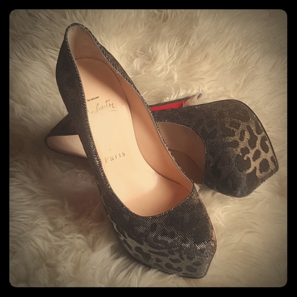 Christian Louboutin Leopard Metallic Daffodile